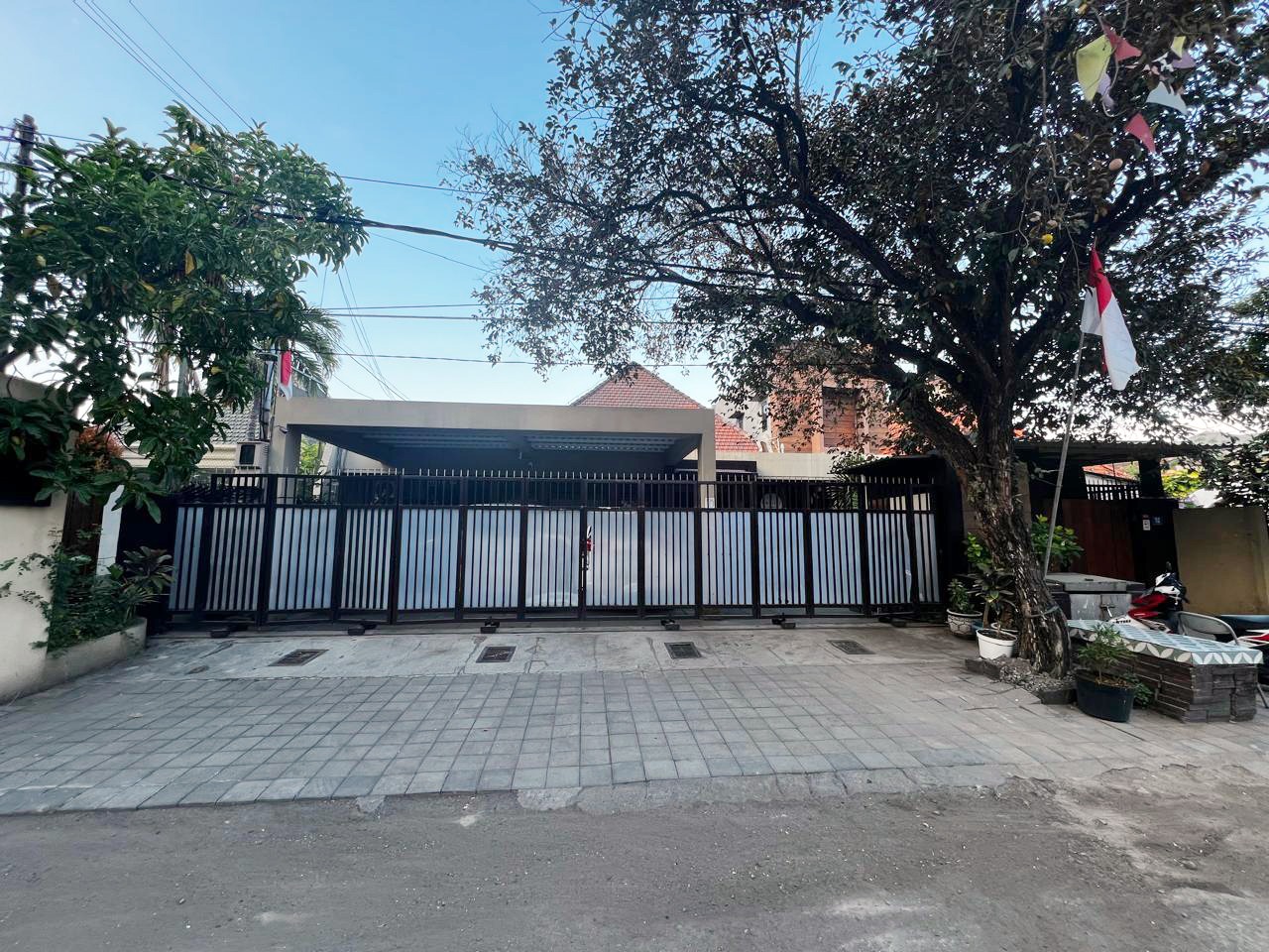 rumah dijual jalan lombok surabaya